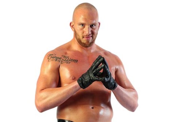 Cody Hall wife: Is Scott Hall's son married or dating? 1 cody hall