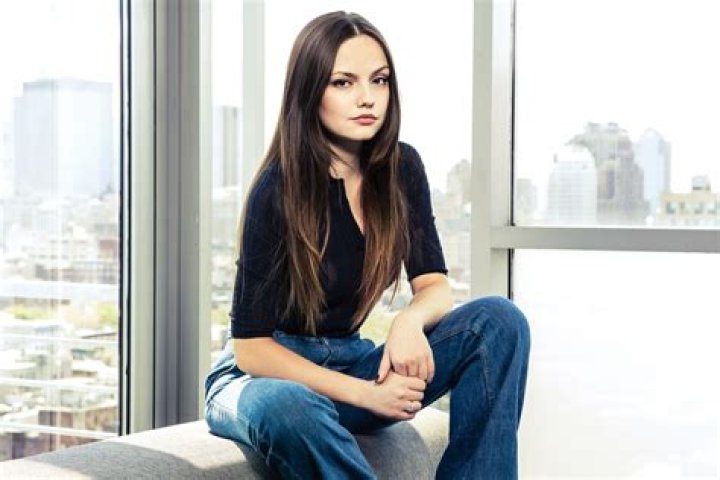 Emily Meade Bra Size, Age, Weight, Height, Measurements