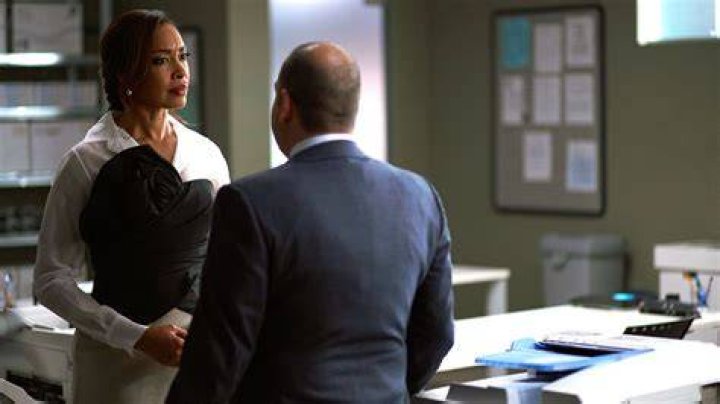 Jessica Pearson talking