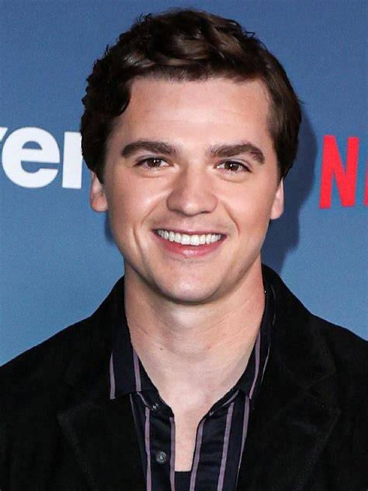 Joel Courtney