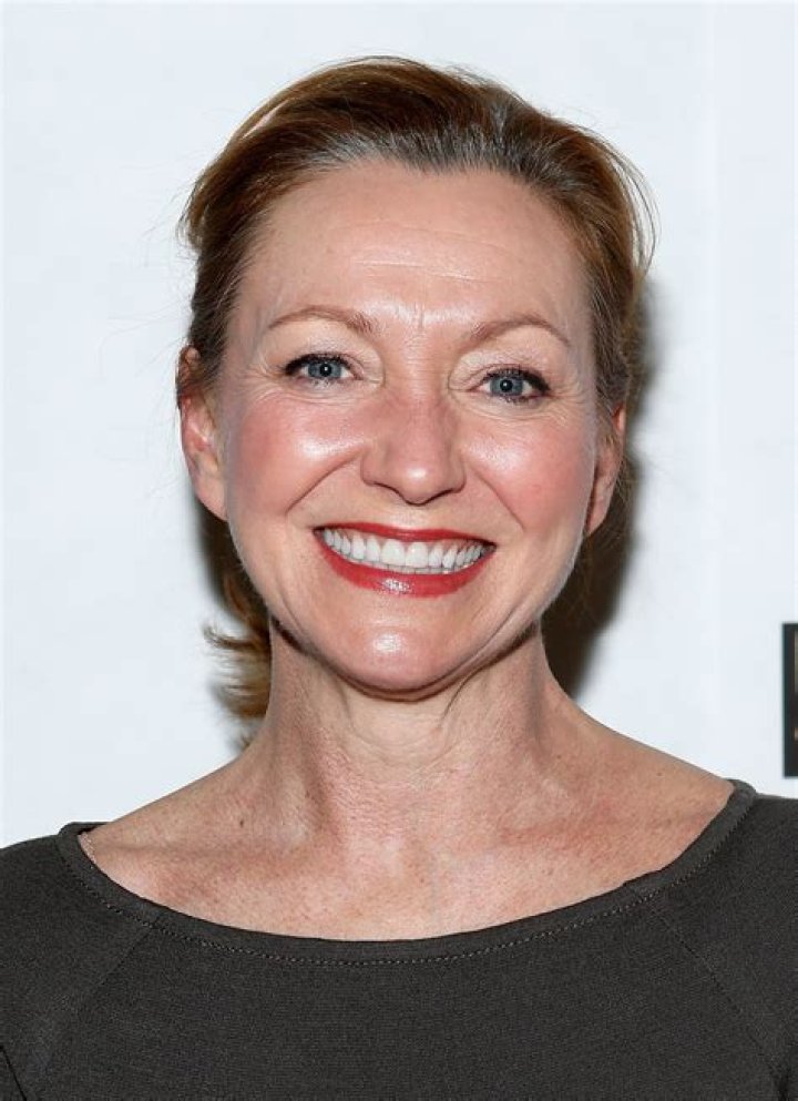Julie White Net Worth