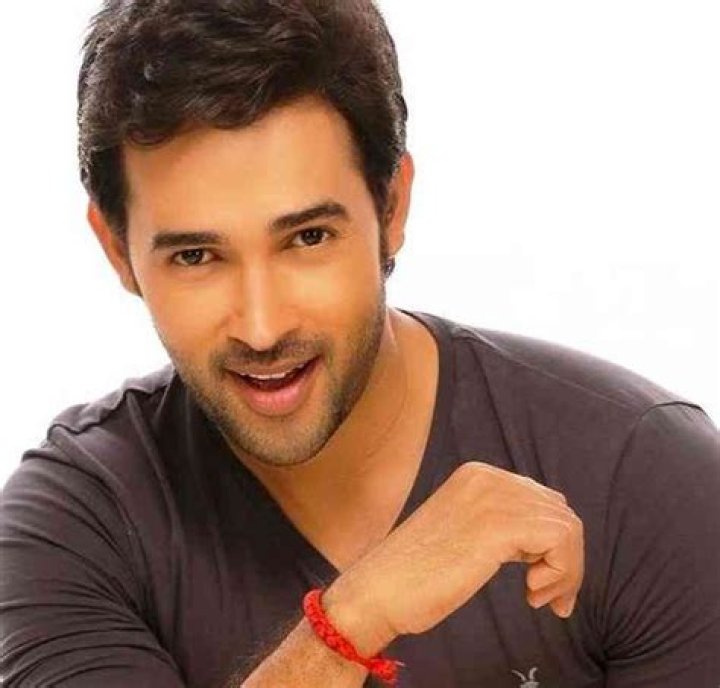 Karan Sharma Net Worth