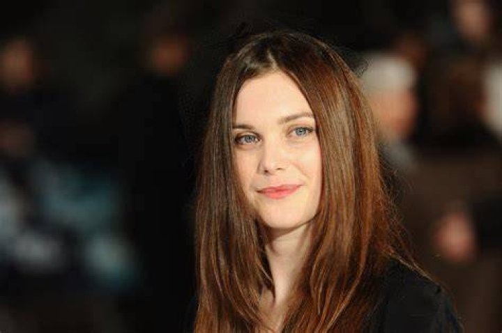 Liz White Net Worth