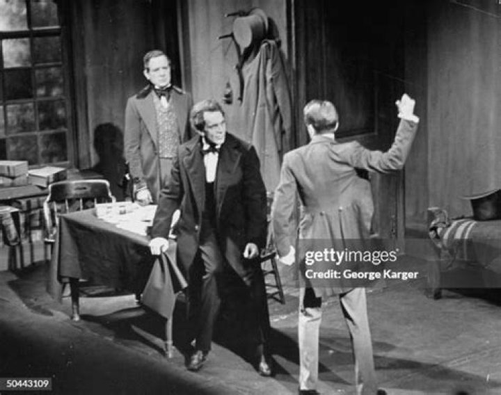 Raymond Massey