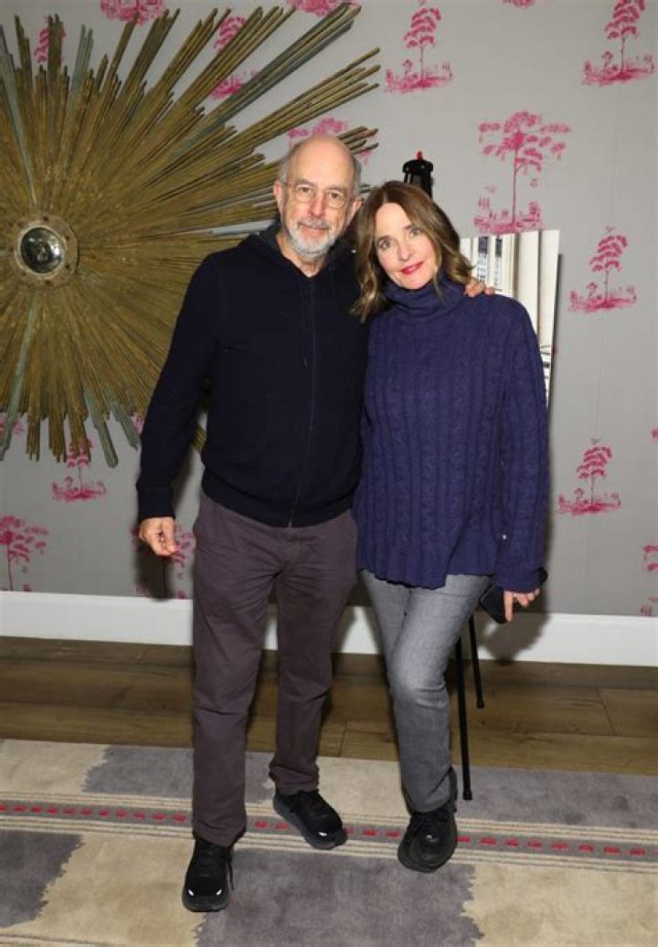 Richard Schiff Net Worth
