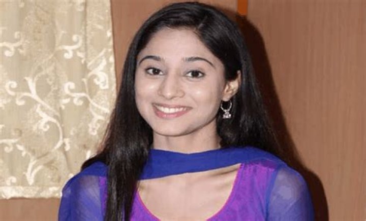 Soumya Seth Bra Size, Age, Weight, Height, Measurements